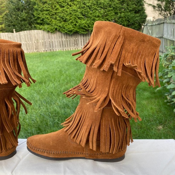 Minnetonka 3 layer fringe Suede Brown Pull On Boots Women's Size 7 1632 - Picture 9 of 15